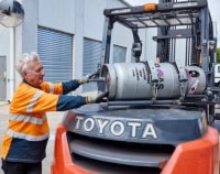 Forklift gas bottle change